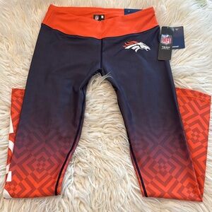NWT Women’s Denver Broncos leggings size M